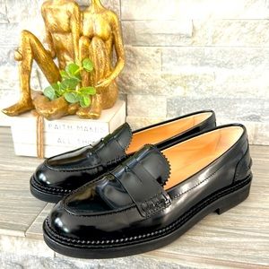 TOD’S Black Loafers